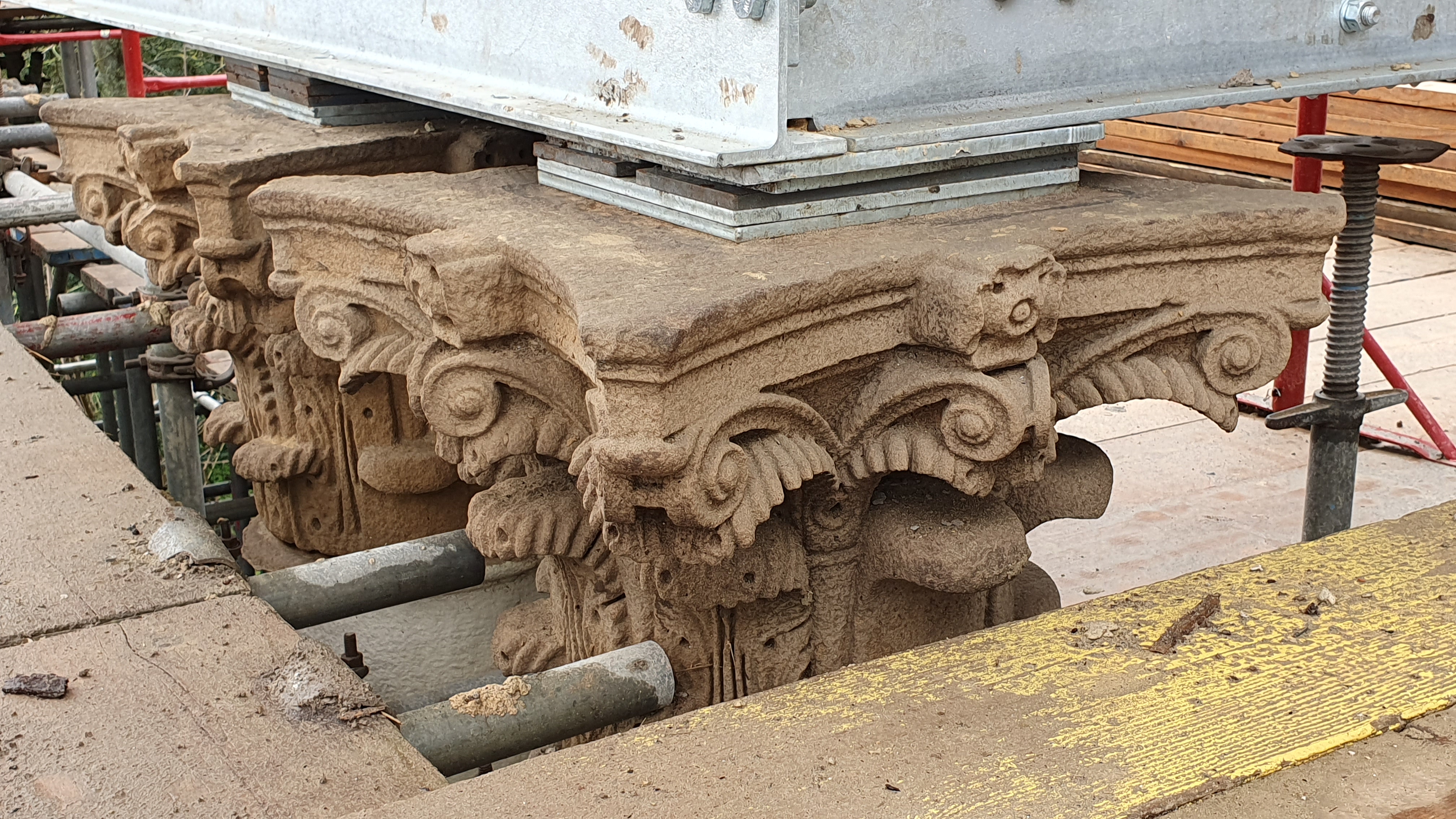 Corner showing the restoration works of the memorial