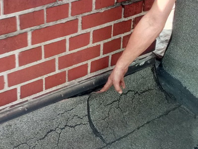 Undichter Wandanschluss