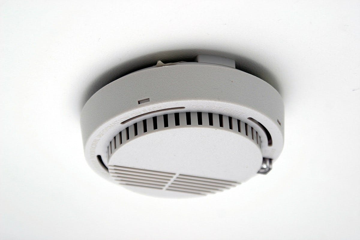 Comment Enlever Un Détecteur De Fumée Du Plafond Où et comment installer un détecteur de fumée ?