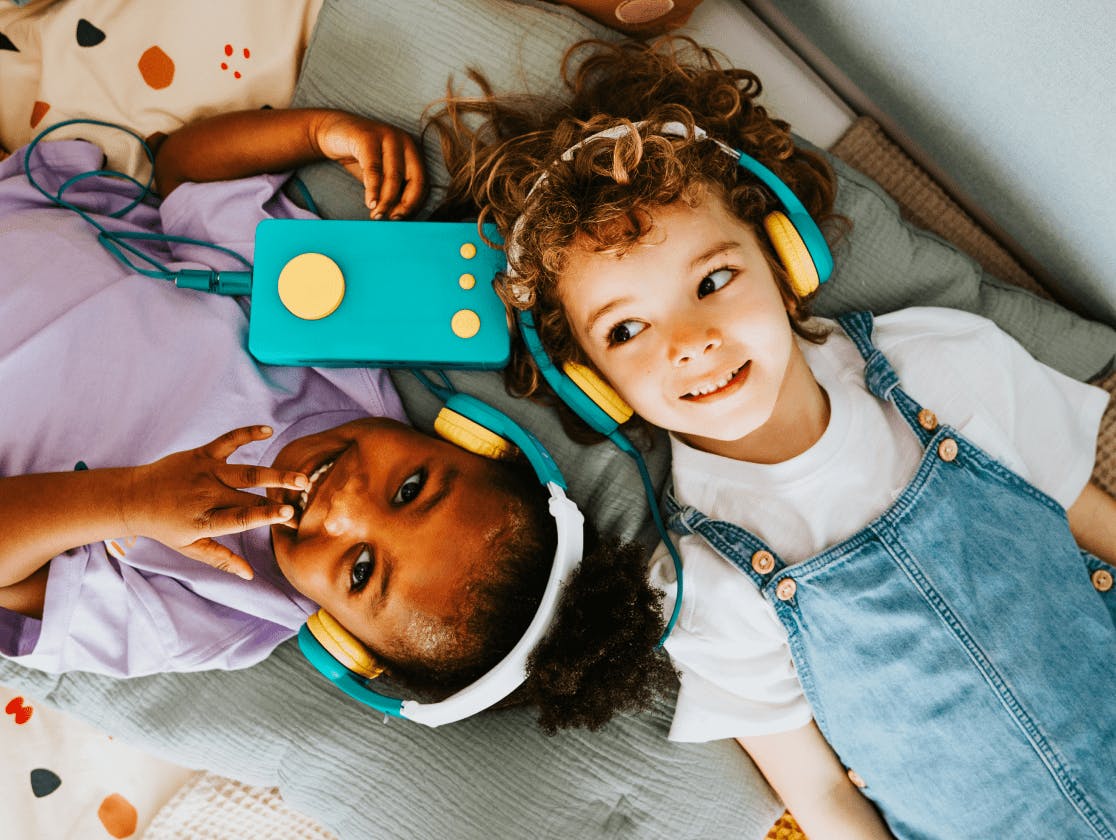 Lunii- 3 Livres Audio interactifs-Pack Les héros 40 Enfants de 5 à 8  ans-5h08 d'écoute sur la conteuse Ma Fabrique, Boîte à Histoires :  : Jeux et Jouets