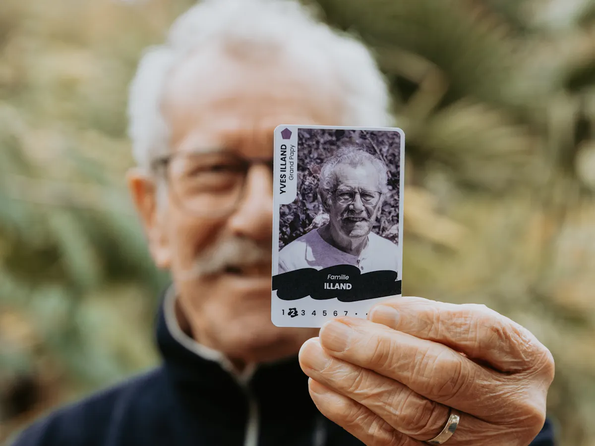 Jeu de 7 familles personnalisé créé à partir de photos de famille