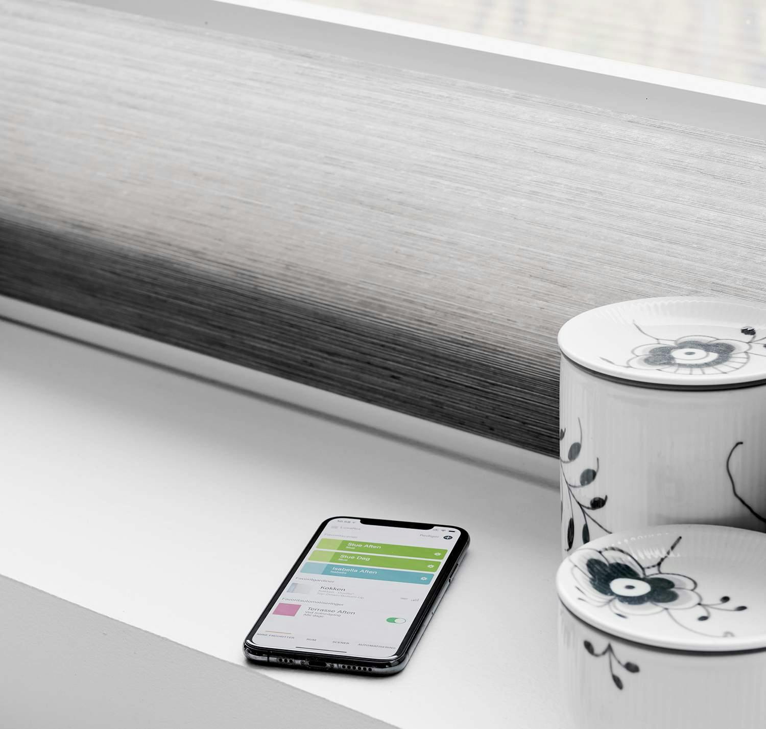 Smarta hem produkter: PowerView® App och smart gardin i fönstret