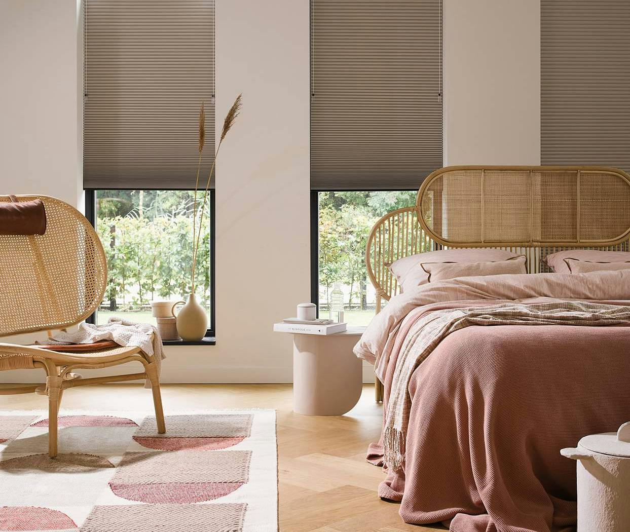 Duette® mørkleggende gardiner, modell Top Down/Bottom Up