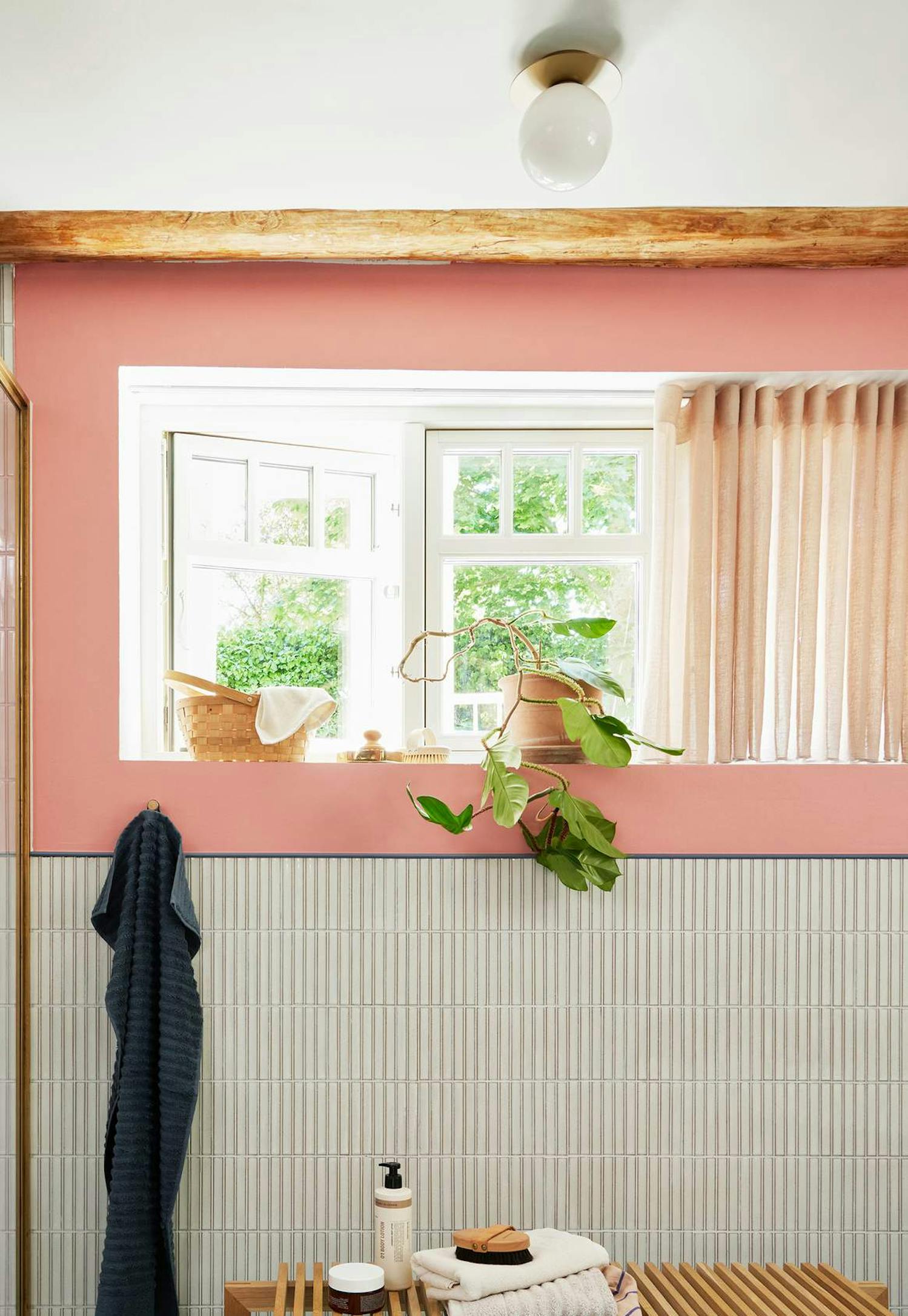 Skræddersyede badeværelsesgardiner