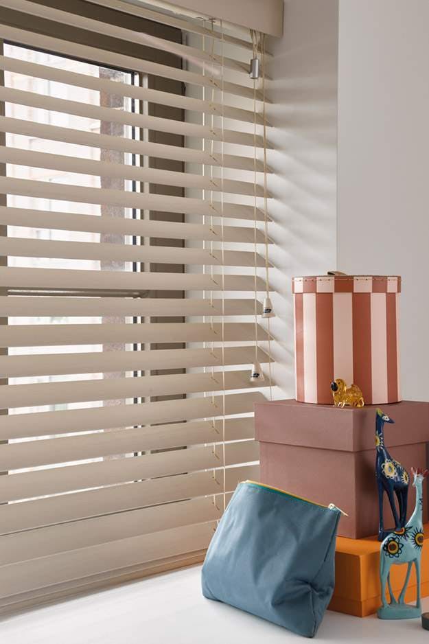 Houten horizontale jaloezieën van Luxaflex®