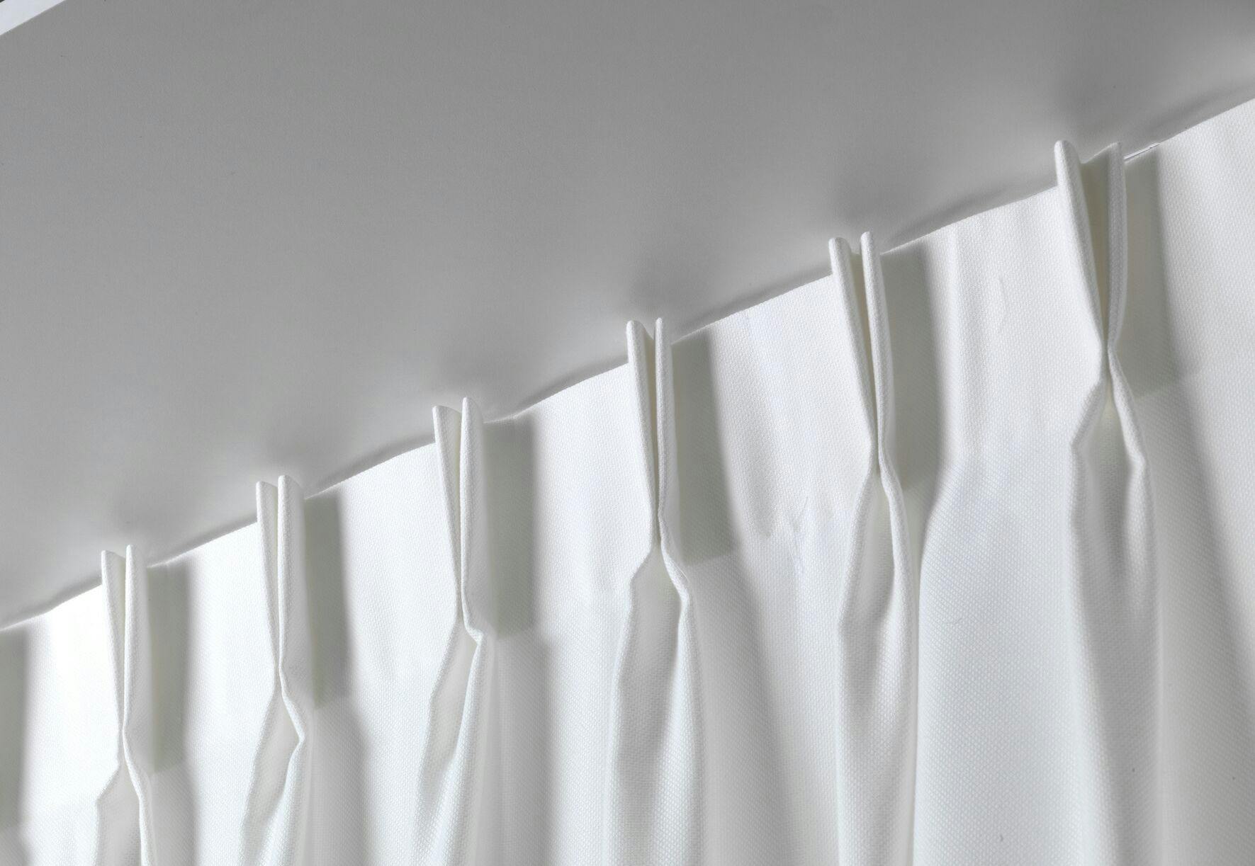 Gordijn met dubbele plooi