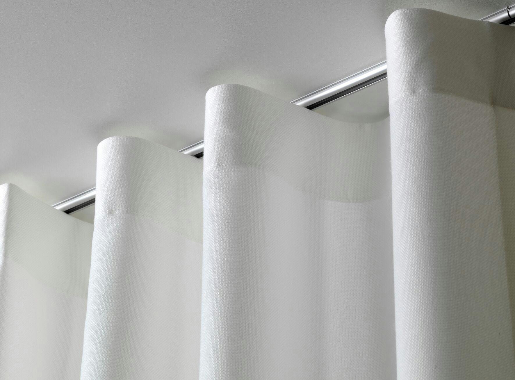 Witte wave-plooi gordijn