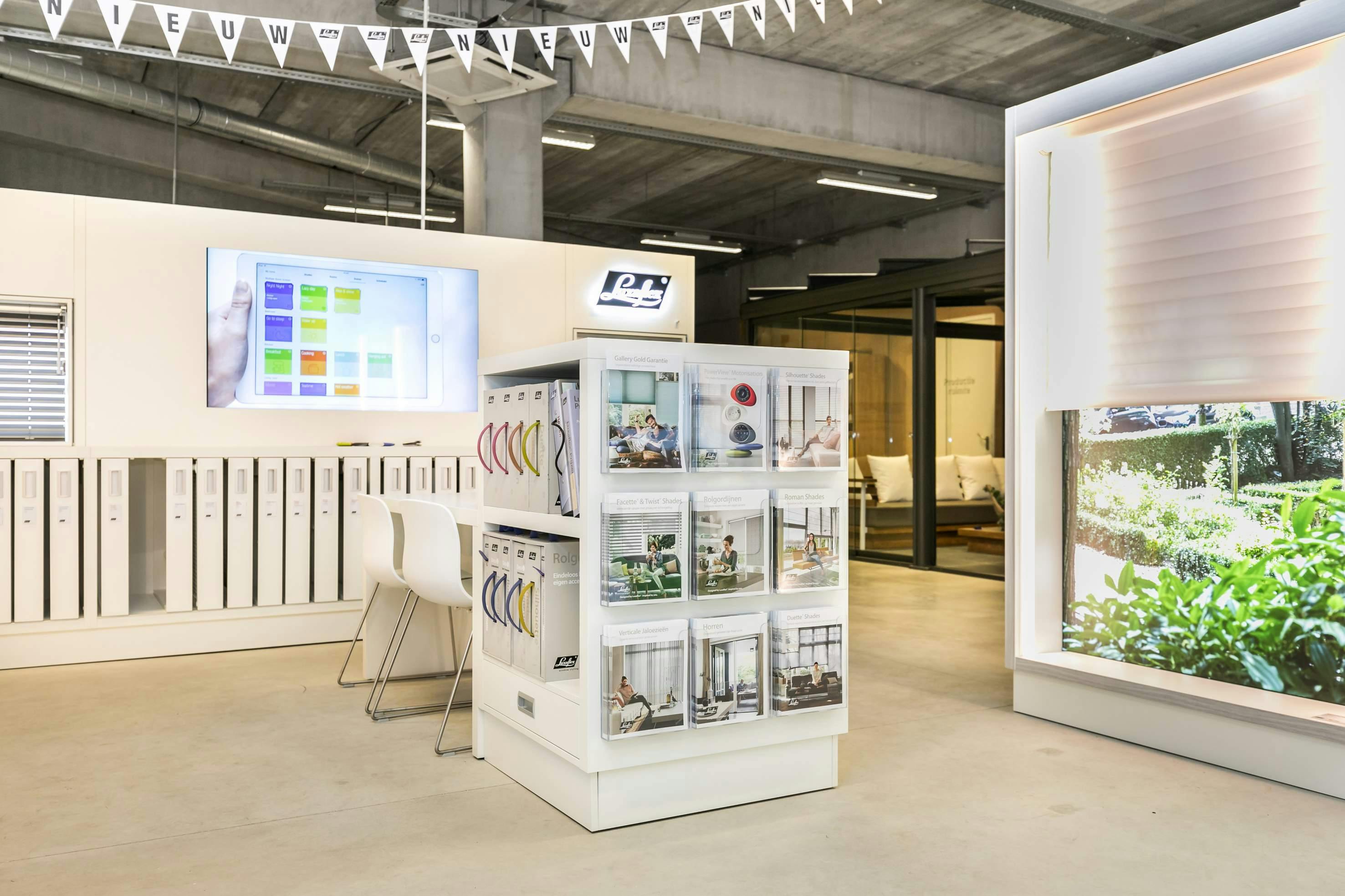 IN- 'N OUTDOOR van Steenoven