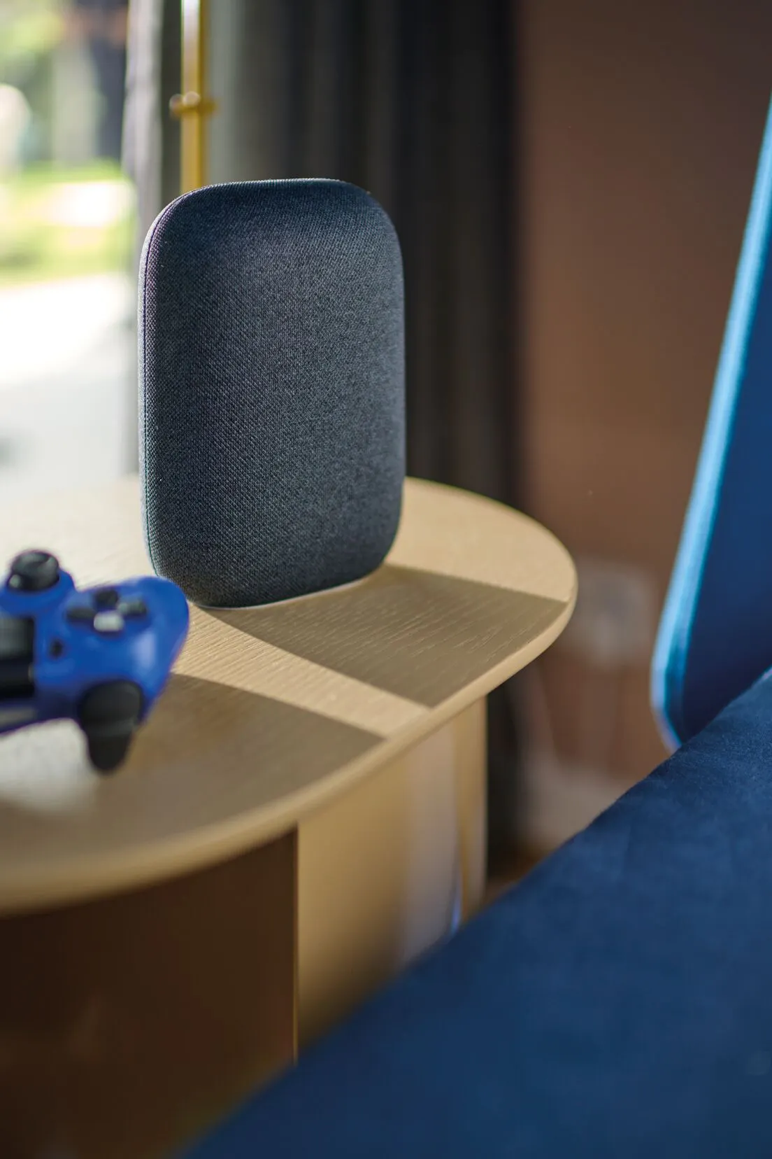 Smart home hub