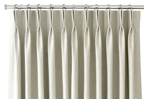 Double Pinch Pleat Header
