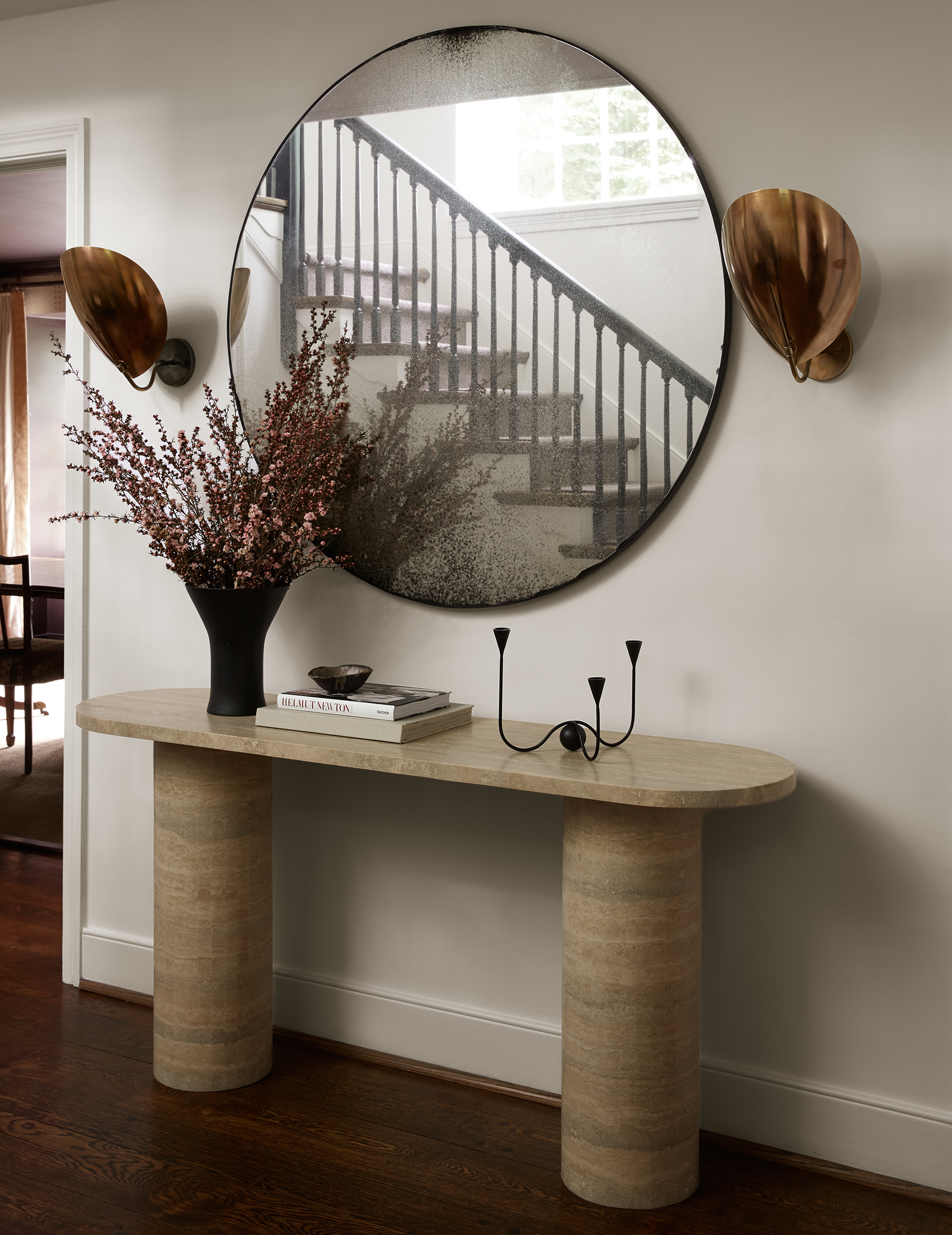 8 Essential Tips for Designing the Perfect Entryway | LuxDeco.com | Far Studio