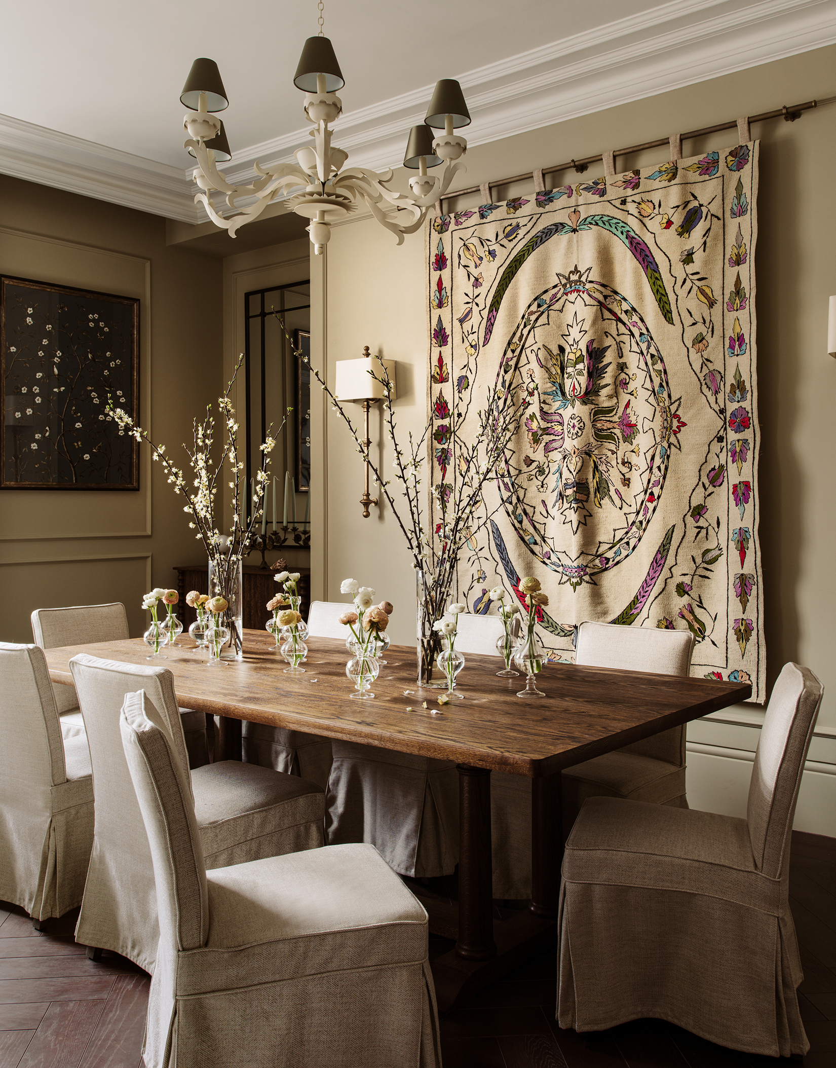 The OWO Raffles Residences Dining Room 