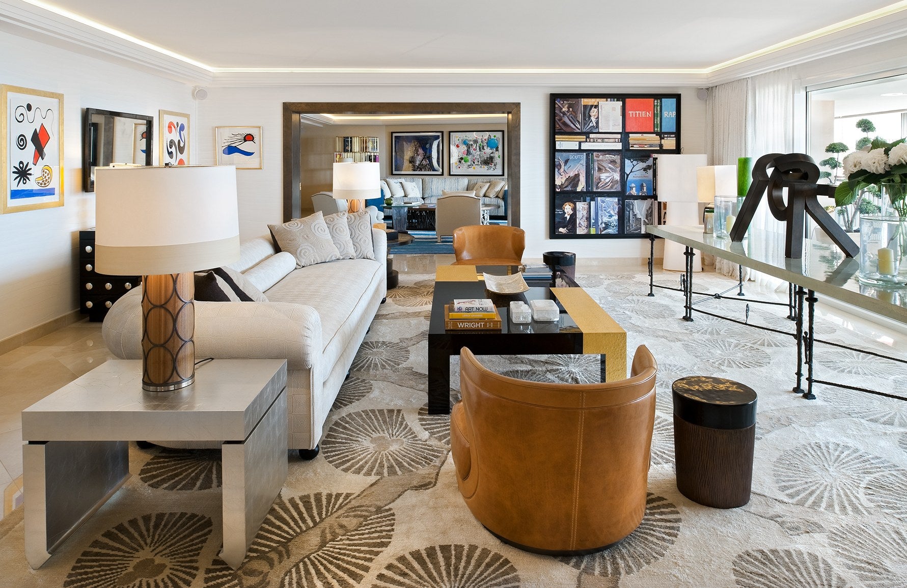 Elegant sitting room top