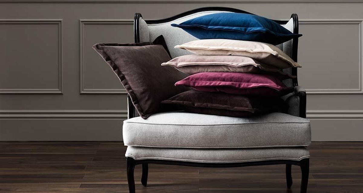 5 Reasons To Use Velvet Cushions In Your Home Interior