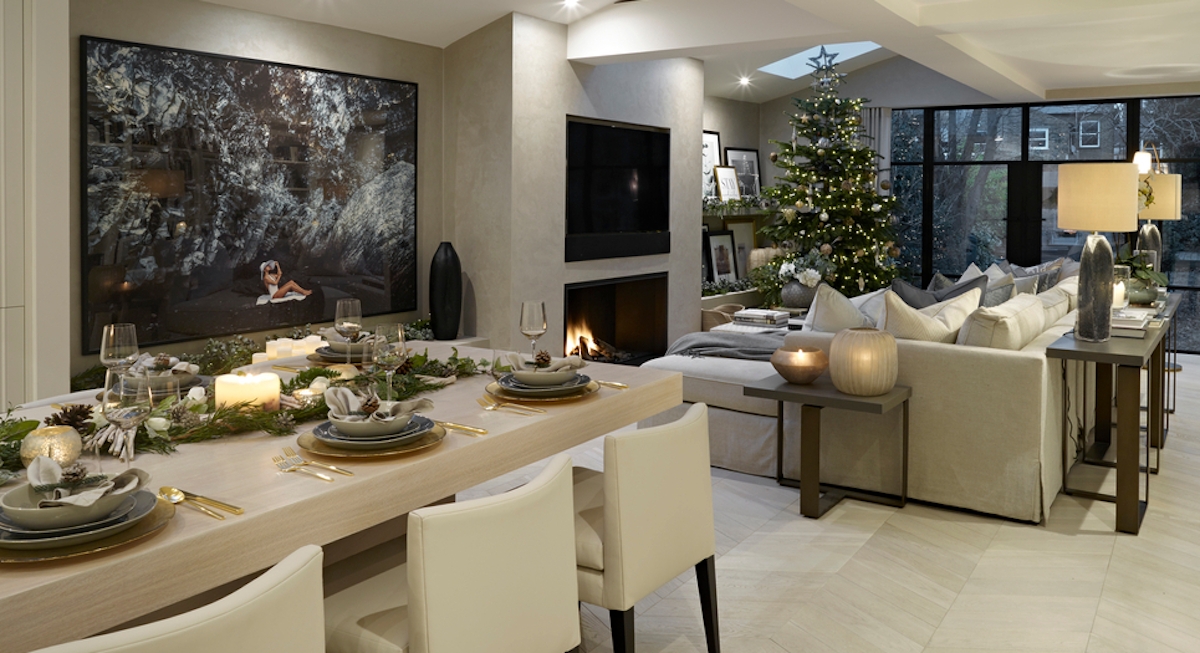 Laura Hammett Christmas Tree - Open Plan Living Space - How to Decorate a Christmas Tree - LuxDeco.com