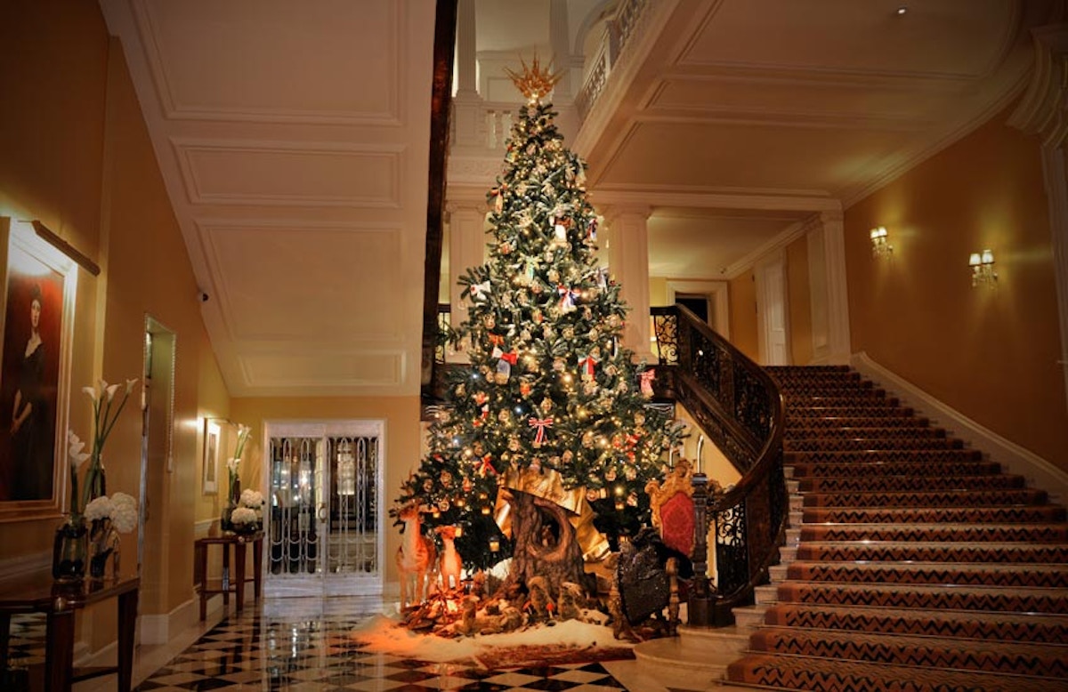 Claridge's Christmas Tree 2014 – LuxDeco.com Style Guide