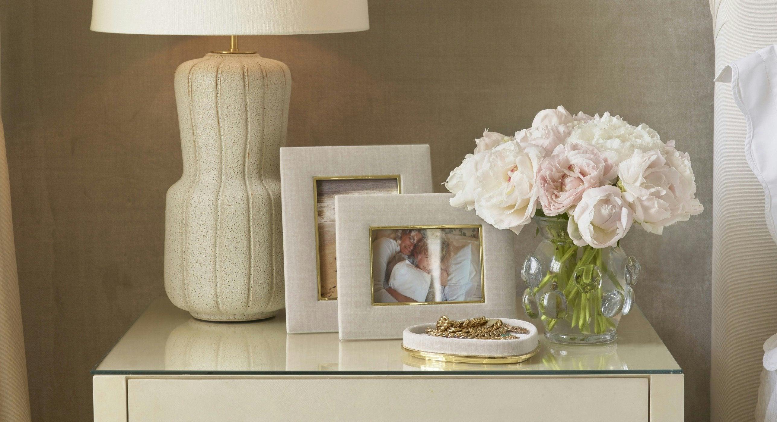 How To Choose The Right Vase Shape For Flowers LuxDeco