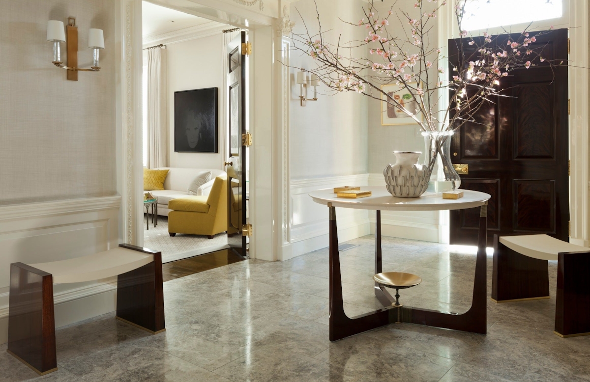 How To Style Your Round Entryway Table - Round Entryway Table – LuxDeco.com Style Guide