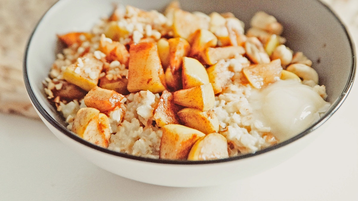 Apple Porridge Recipe | Winter Recipe | Shop luxury tableware online at LuxDeco.com