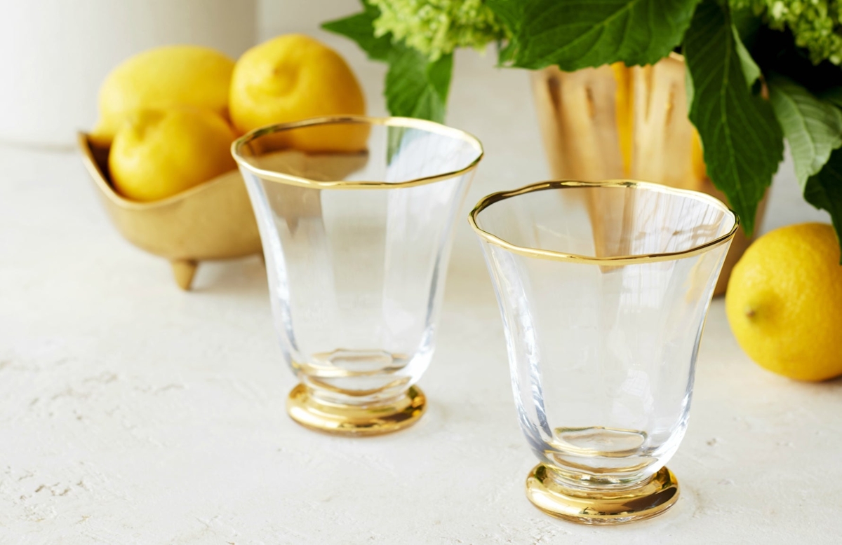 How To Host The Perfect Easter Party | AERIN glassware |LuxDeco.com