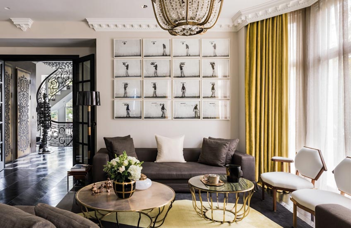 Gold and White Living Room Ideas _ Shalini Misra _ Read more in the LuxDeco.com Style Guide