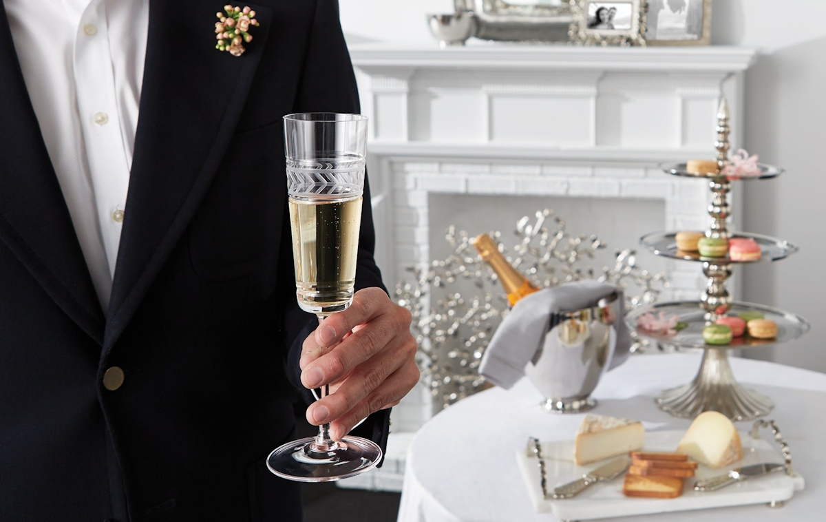 Luxury Glassware Buying Guide | How to Buy Stemware | Bordeaux Glass | LuxDeco.com Style Guide