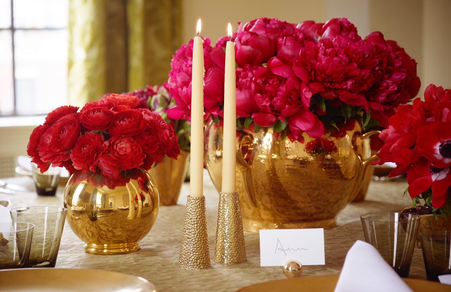 Candle Buying Guide Choosing Scents, Styles, Wax LuxDeco