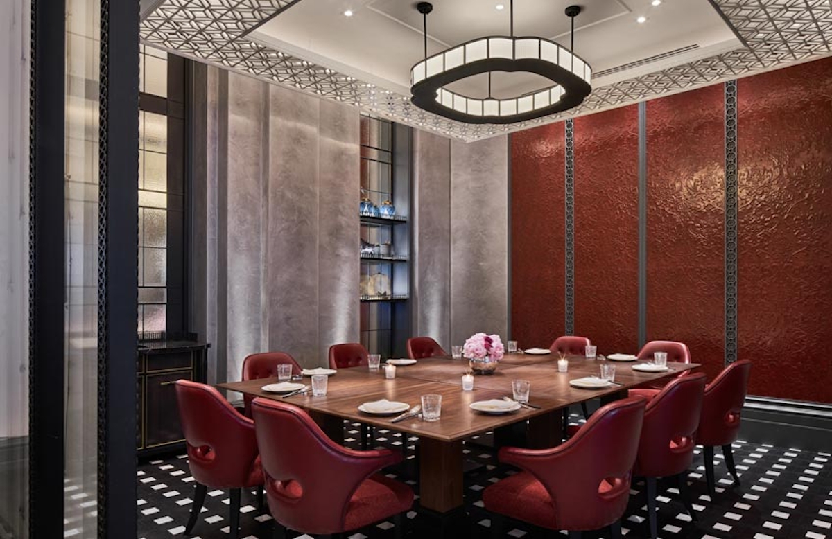 Mei Ume restaurant – Four Seasons Hotel London at Ten Trinity Square – Private Dining Room – LuxDeco.com Style Guide