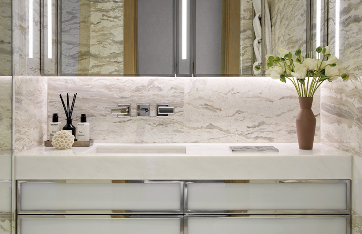 How To Declutter Your Home | Bathroom Interior by Finchatton | Read more in the LuxDeco.com Style Guide