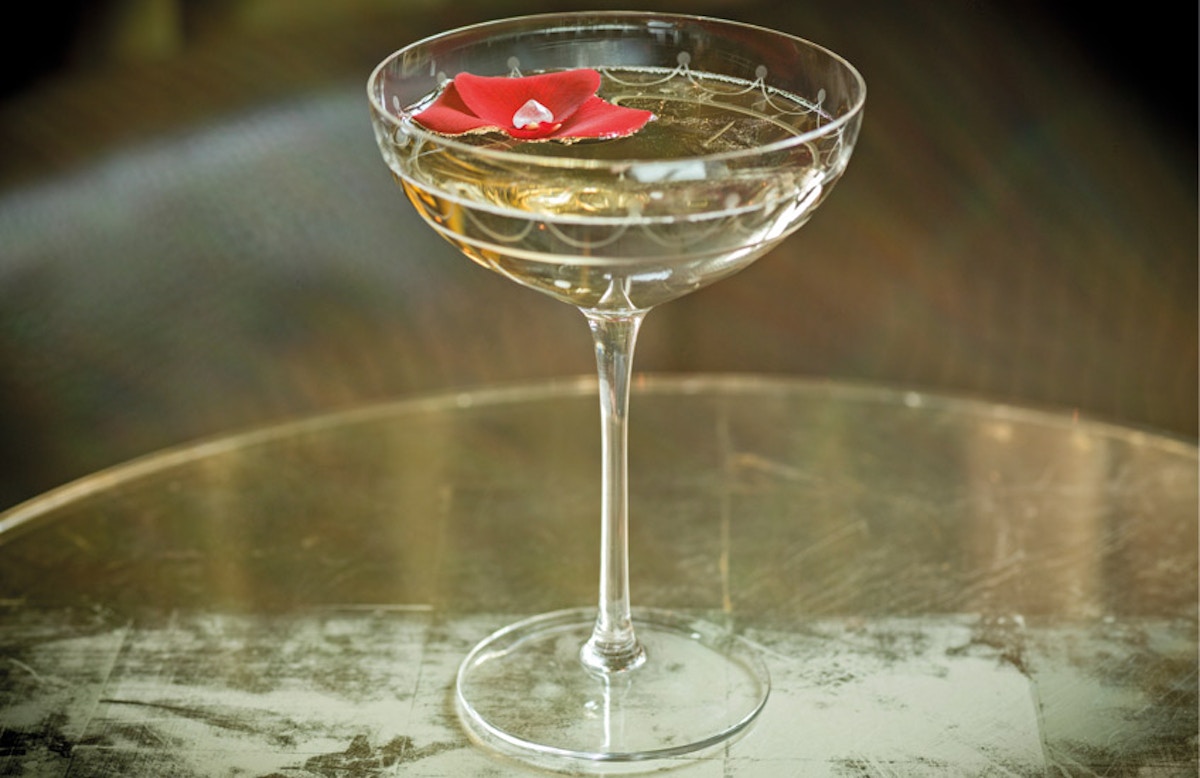 Christmas Cocktails For Every Occasion – Fleurissimo, The Connaught – LuxDeco.com Style Guide