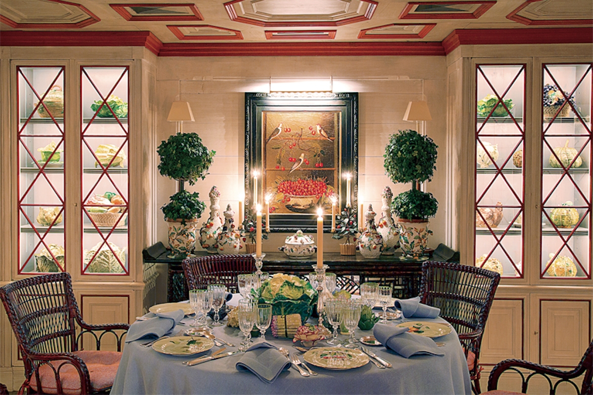 Dinner Party Inspiration from Fashion Designer Valentino | LuxDeco.com Style Guide