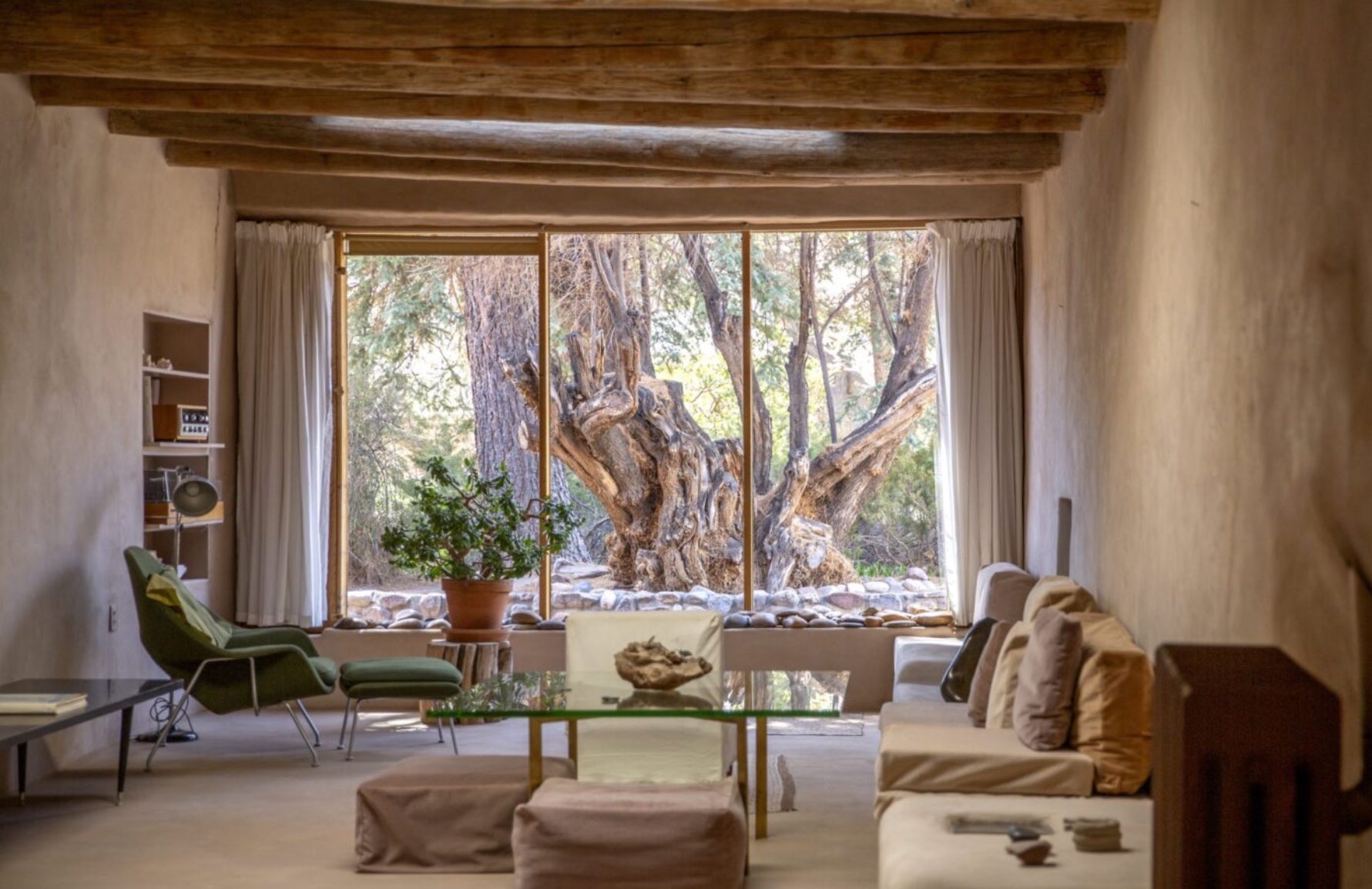 10 Famous People&rsquo;s Homes You Can Actually Visit | LuxDeco