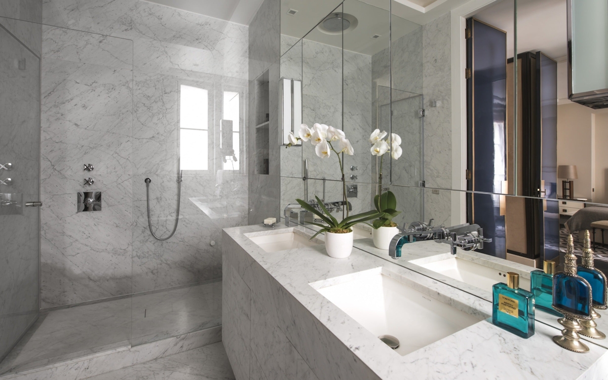 Discover Champeau & Wilde's Nouvelle Athenes Project in Paris - Master Bathroom - LuxDeco.com