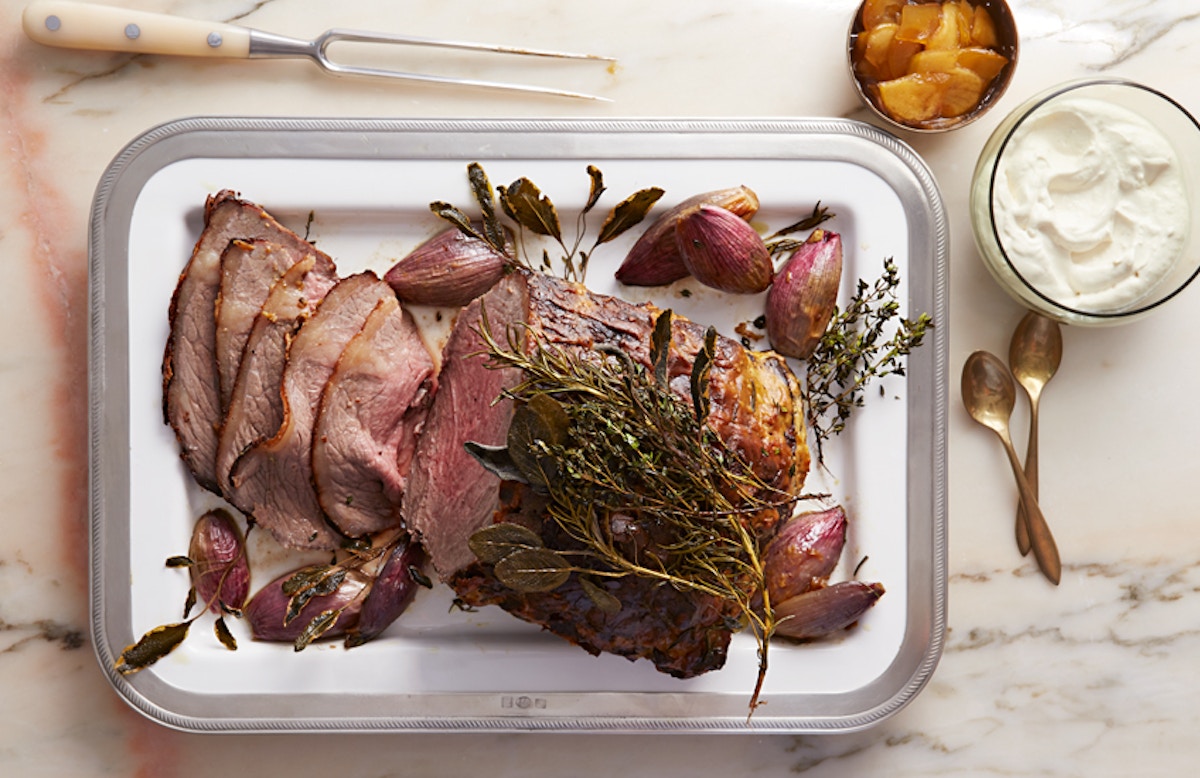 Roast Beef with Shallots – Martha Stewart Favourite Christmas Dinner Recipes – LuxDeco.com Style Guide