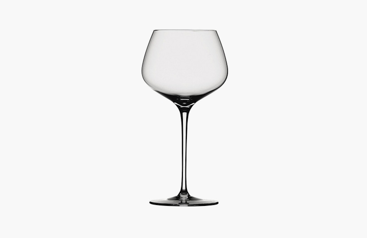 Luxury Glassware Buying Guide | How to Buy Stemware | Bordeaux Glass | LuxDeco.com Style Guide