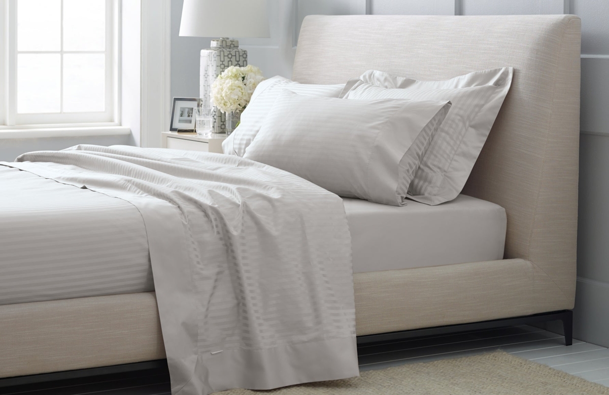 How To Choose The Best Type of Bedding For Your Bed | LuxDeco.com