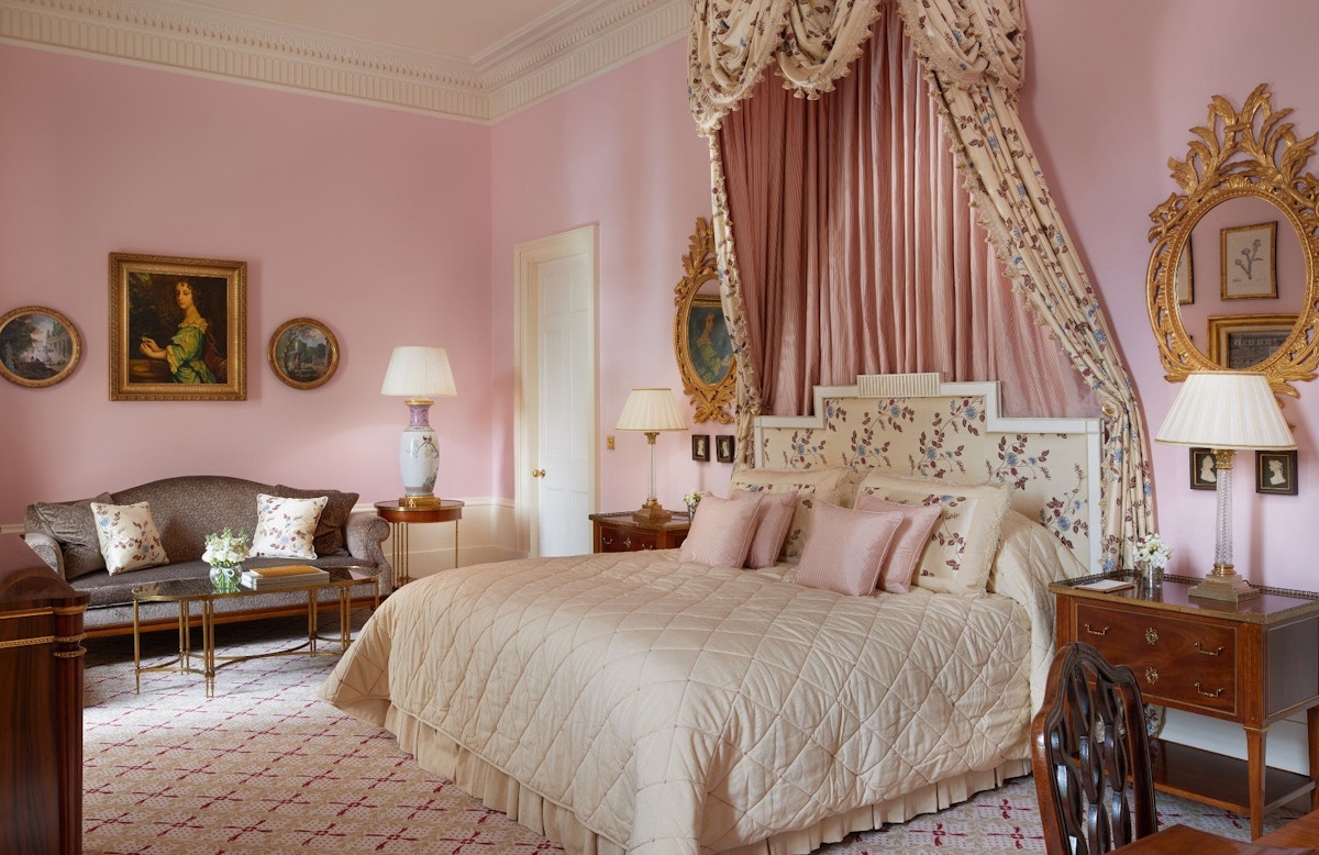 Pale Pink Bedroom - Pink Bedroom Ideas - How to Decorate Rooms with Pink - LuxDeco.com Style Guide