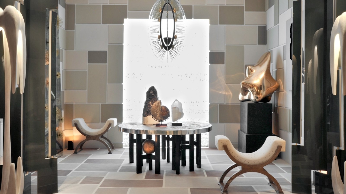 Ideas on How To Style Your Round Entryway Table | LuxDeco.com