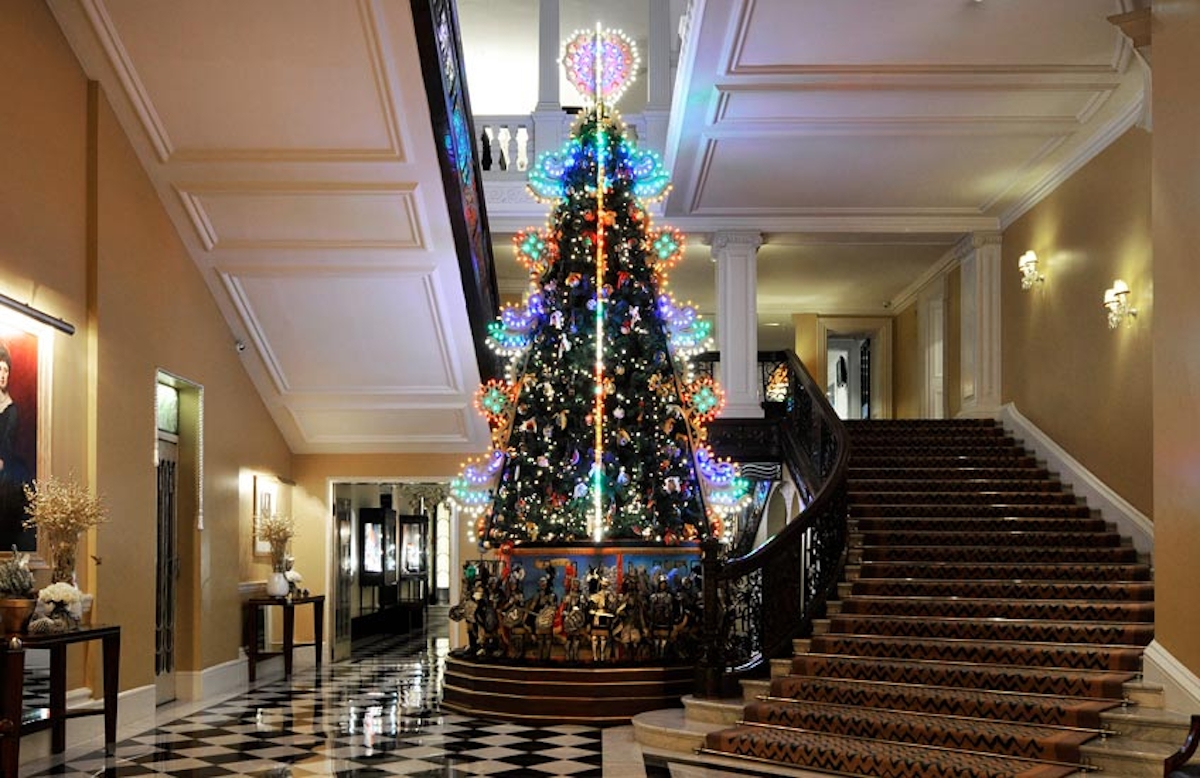 Claridge's Christmas Tree 2013 – LuxDeco.com Style Guide