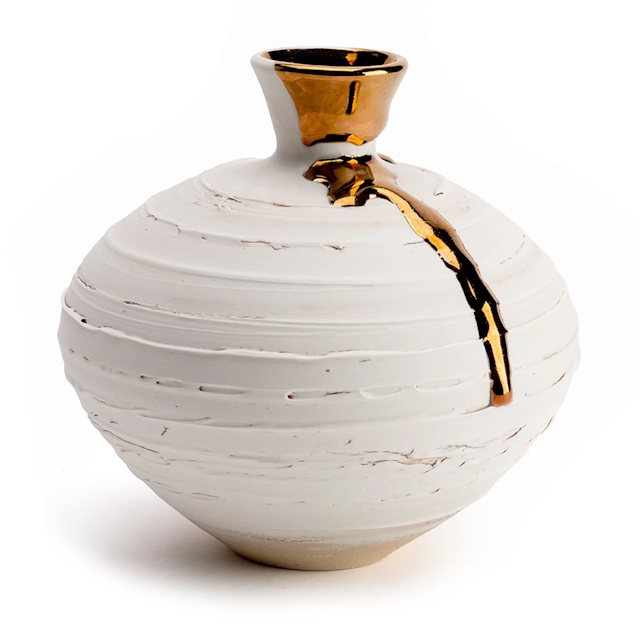 Luxury Vases & Jars | Designer Vases | LuxDeco.com