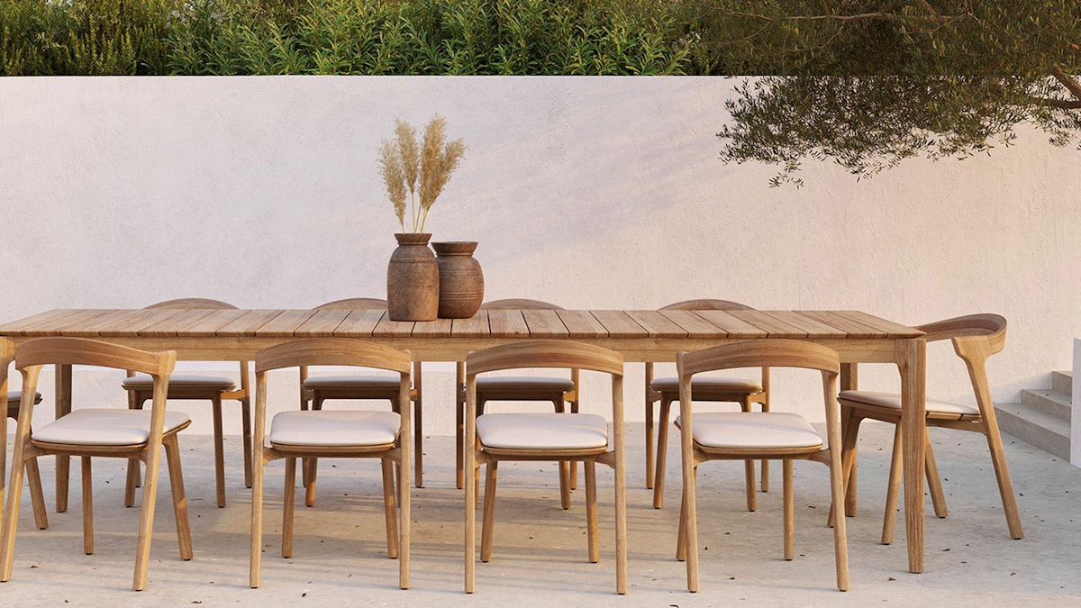 Ethnicraft dining table and chairs 