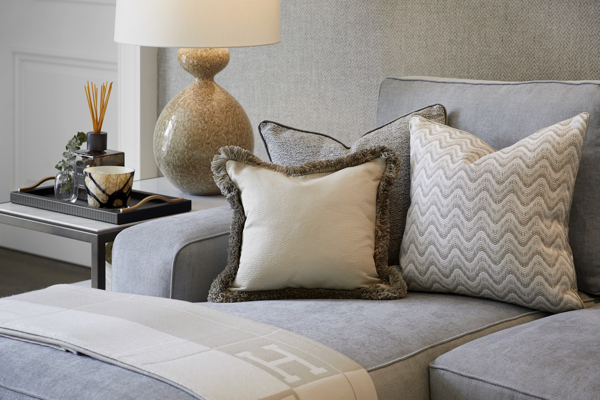 How to Arrange Cushions on a Sofa 9 Style Ideas LuxDeco