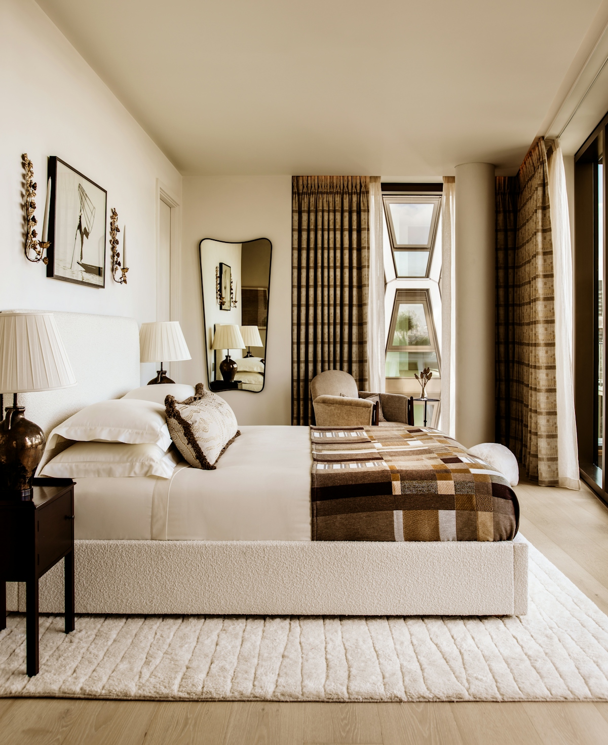 9 Ways to Decorate & Fill Empty Bedroom Corners - Awkward Bedroom Corners - Elicyon - LuxDeco.com