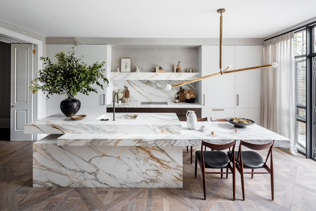 Banda kitchen with stone island