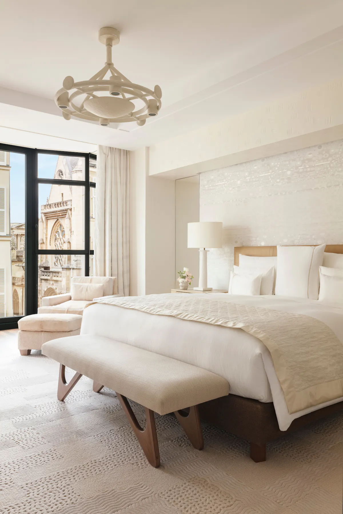 Cheval Blanc Paris - Deluxe room in soft daylight