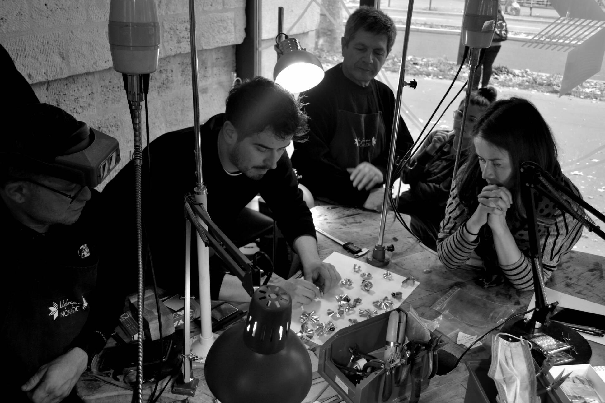 Visuels LVMH soutient la nouvelle collection Traits d’union 7 de l’association La Fabrique NOMADE