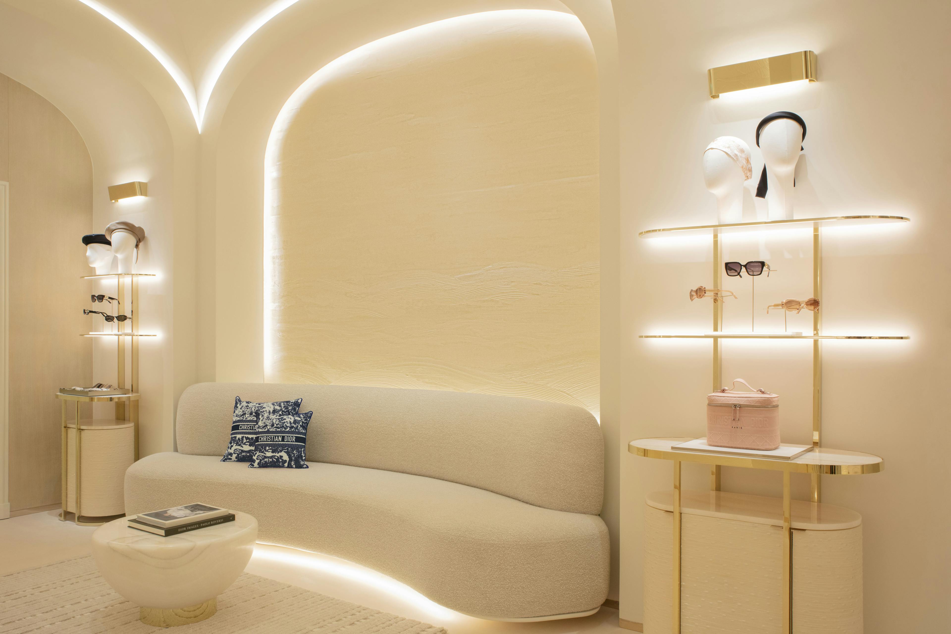 Dior spa at Hôtel Plaza Athénée in Paris © ARR