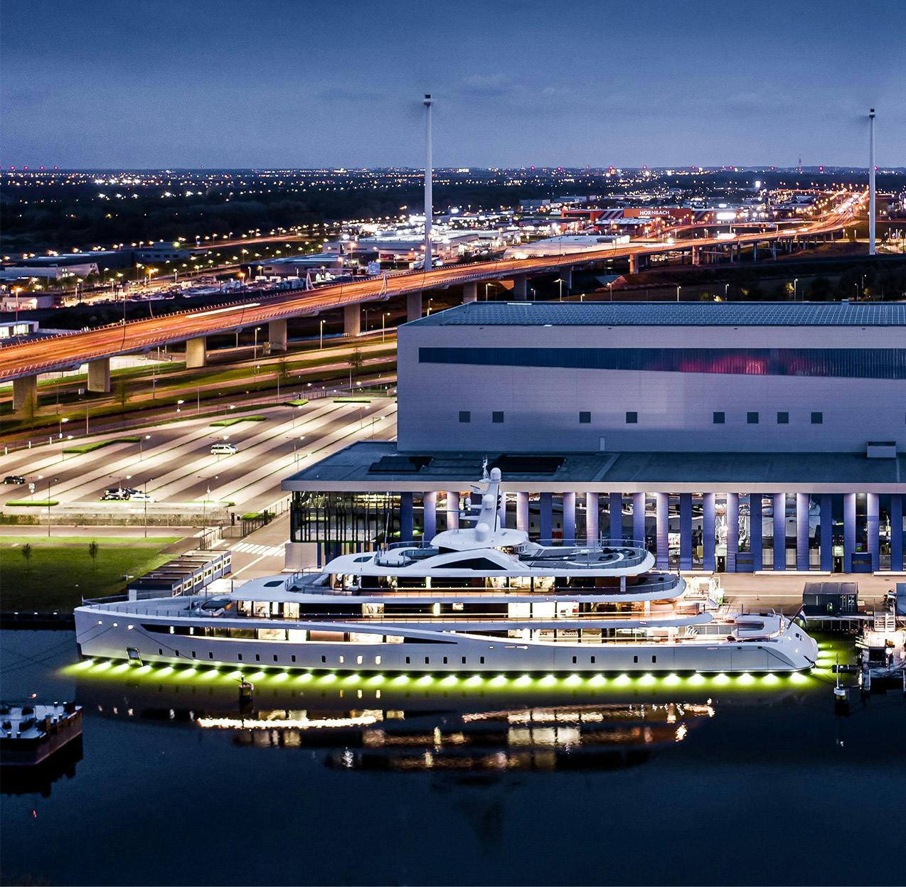 The shipyard in Amsterdam © Feadship