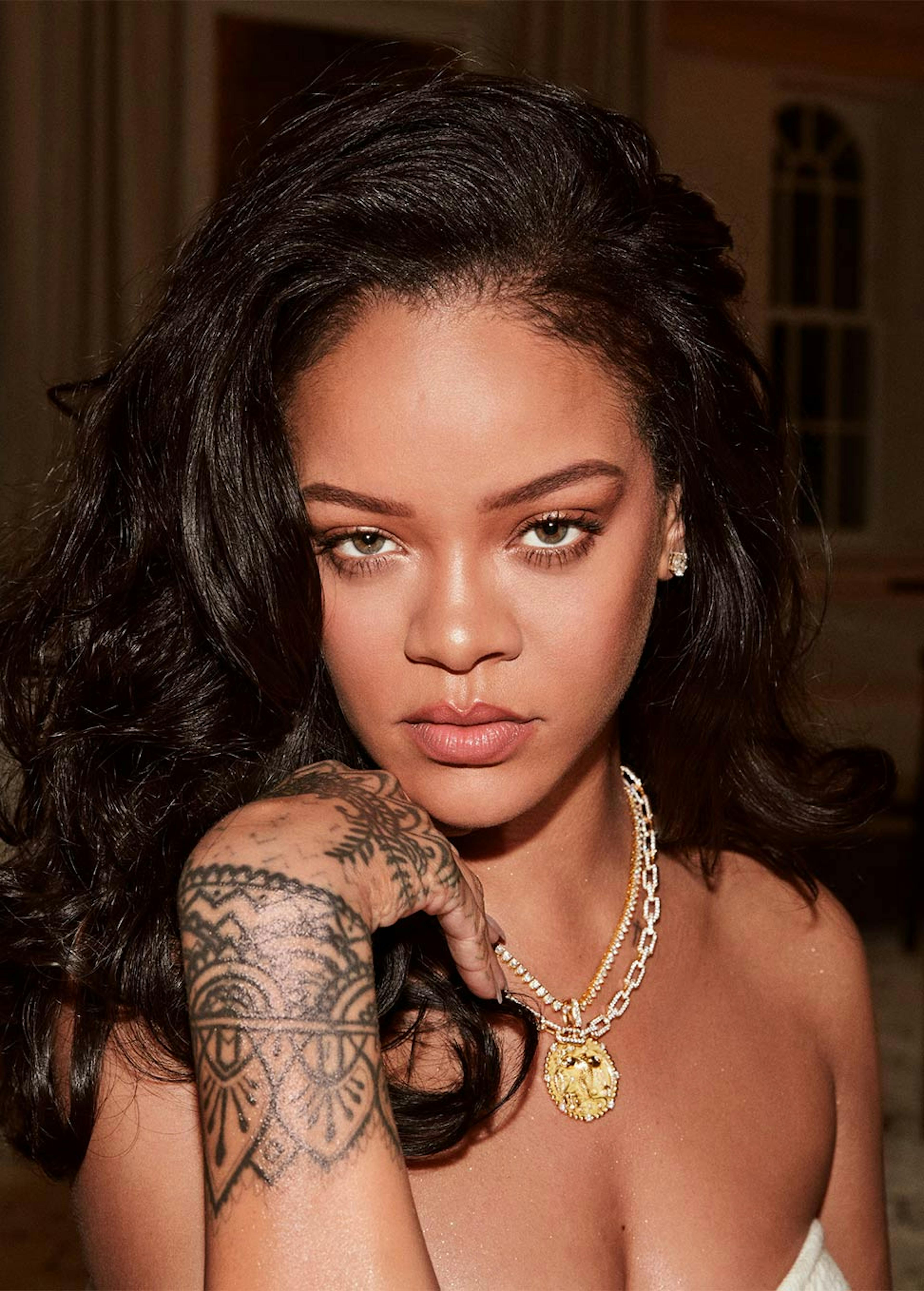 Cover - Fenty Beauty by Rihanna