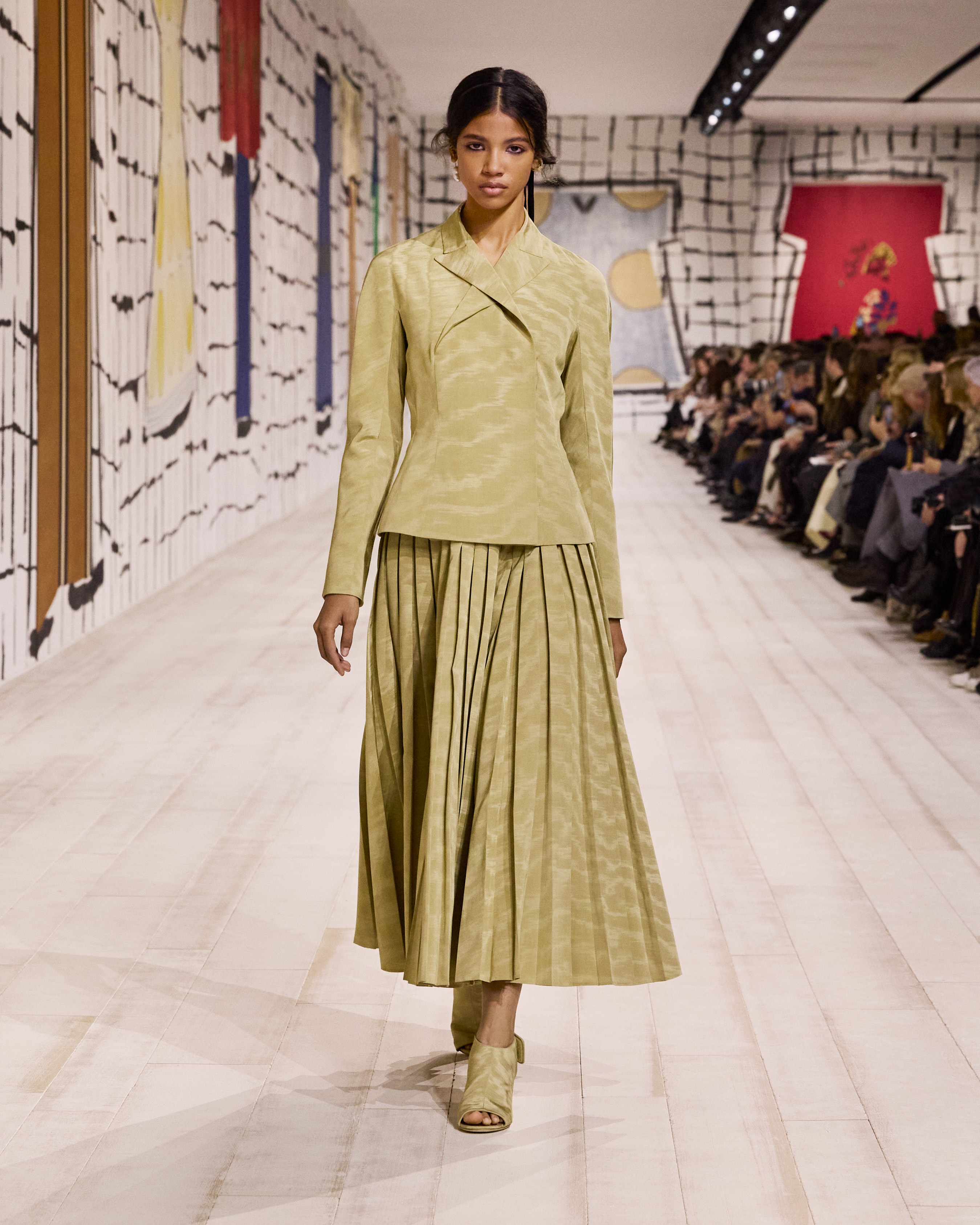 Aura and flowing motion at Dior Spring-Summer 2024 - LVMH